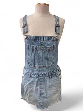Abercrombie & Fitch Light Wash Denim Pinafore Mini Dress Raw Hem Size M